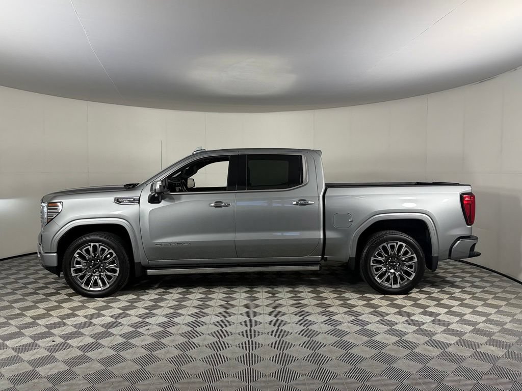 Used 2025 GMC Sierra 1500 Denali Ultimate AWD/4WD image 11