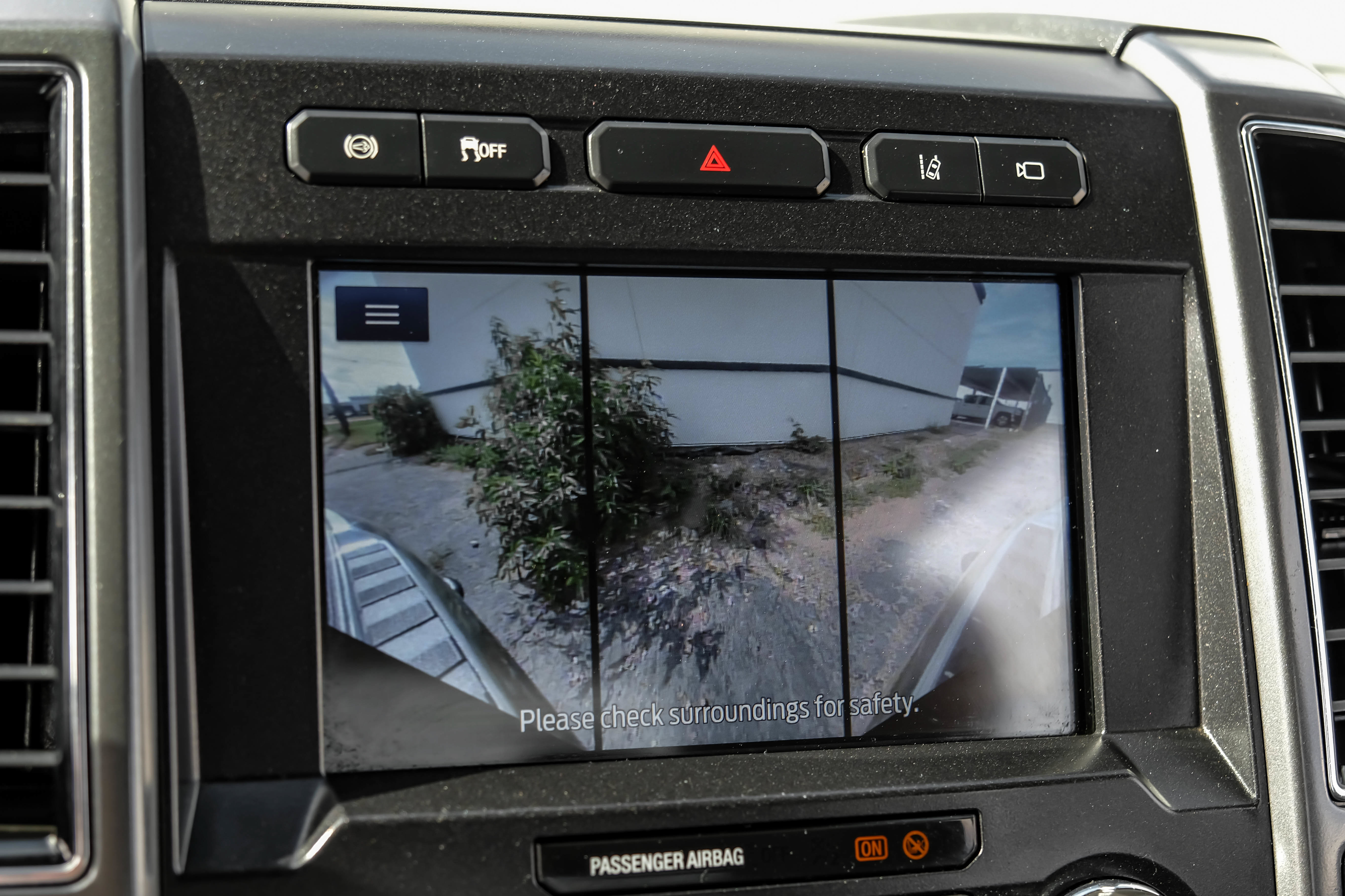 Used 2022 Ford F450 XLT w/ Camper Package AWD/4WD image 21