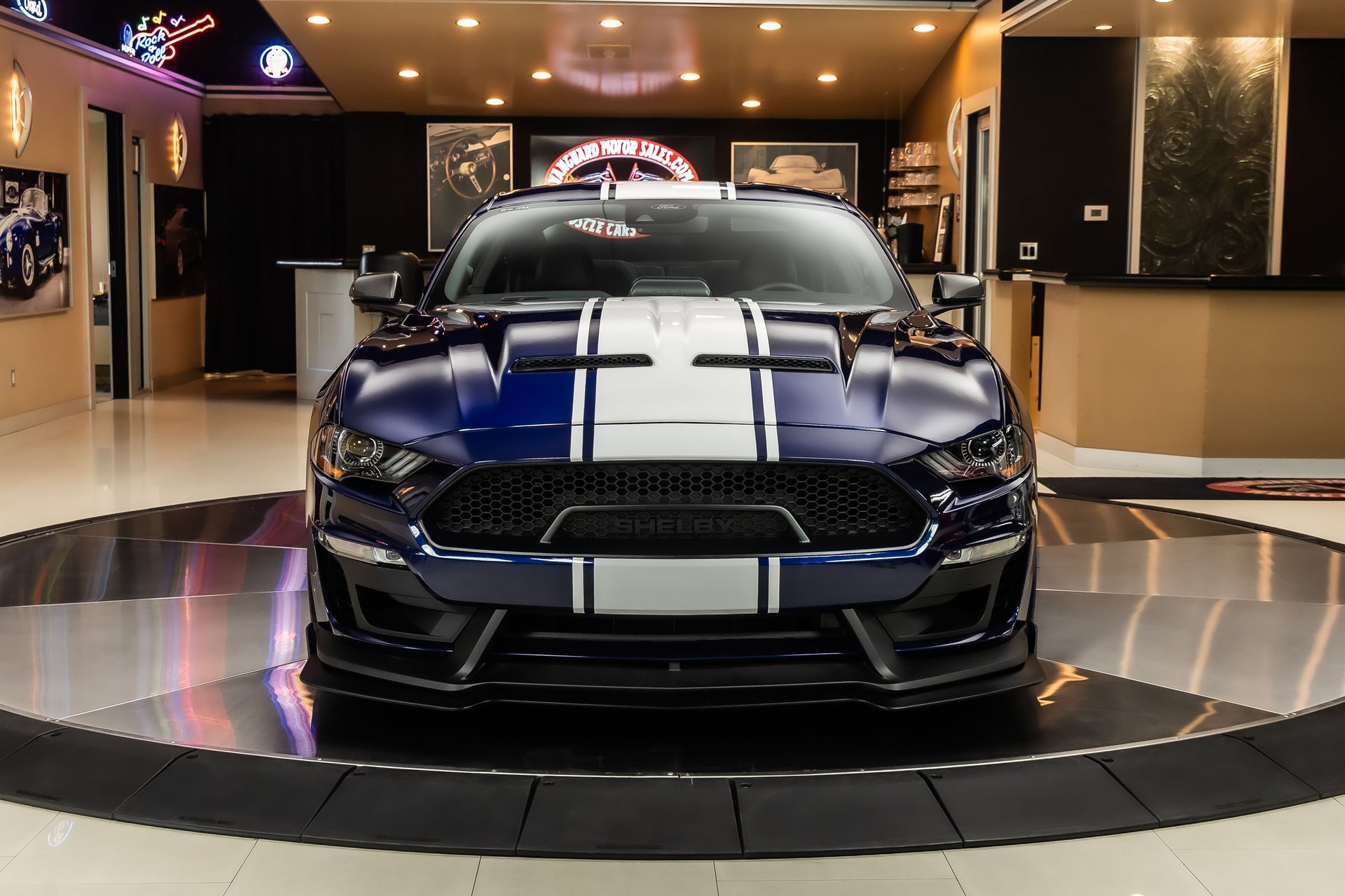 Used 2019 Ford Mustang GT Premium w/ GT Performance Package RWD image 6