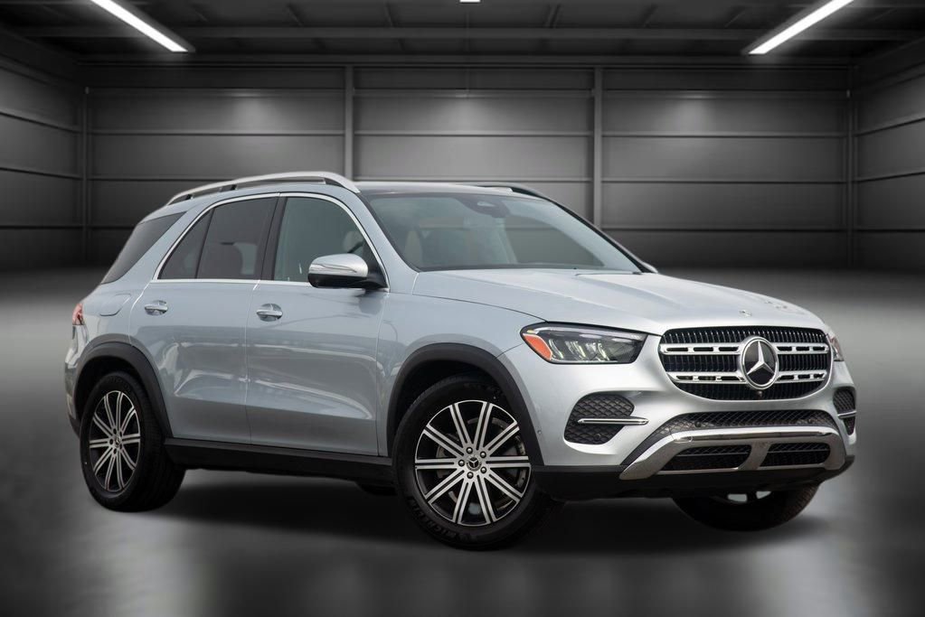 Used 2025 Mercedes-Benz GLE 350 4MATIC image 4