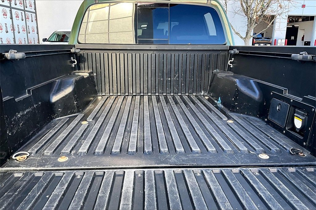 Certified 2021 Toyota Tacoma TRD Off-Road image 22