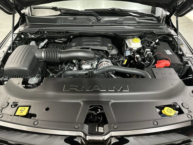 New 2027 RAM 1500 Express AWD/4WD image 19