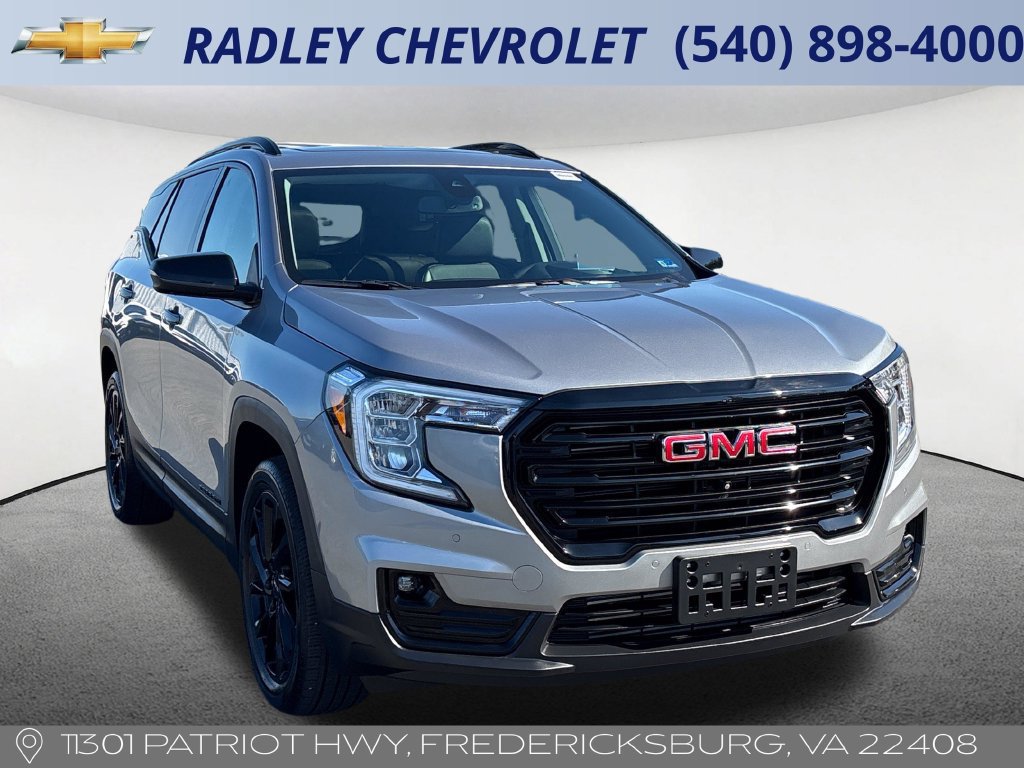 Certified 2023 GMC Terrain SLT w/ Tech Package AWD/4WD image 22