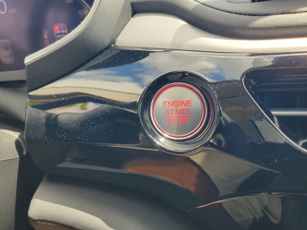 Used 2026 Acura MDX w/ Technology Package image 29