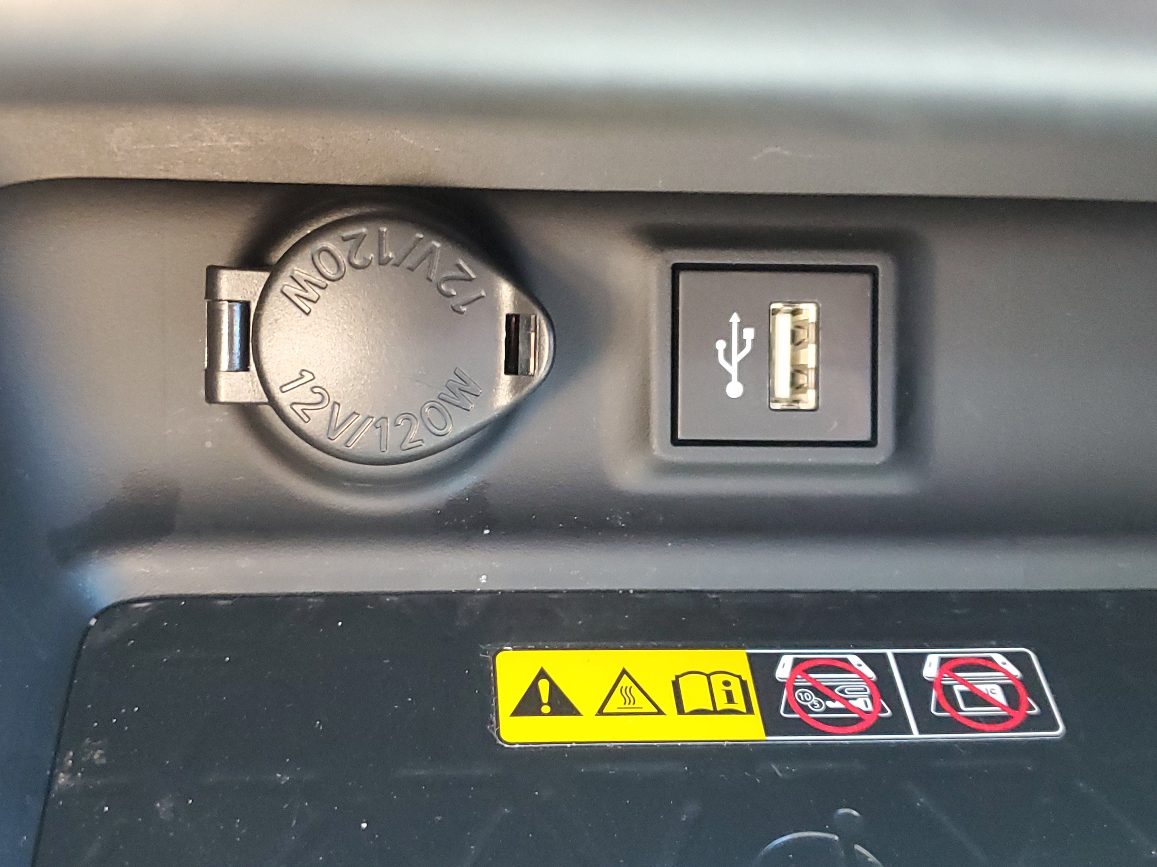 Certified 2024 Toyota RAV4 XSE w/ Weather Package AWD/4WD image 29