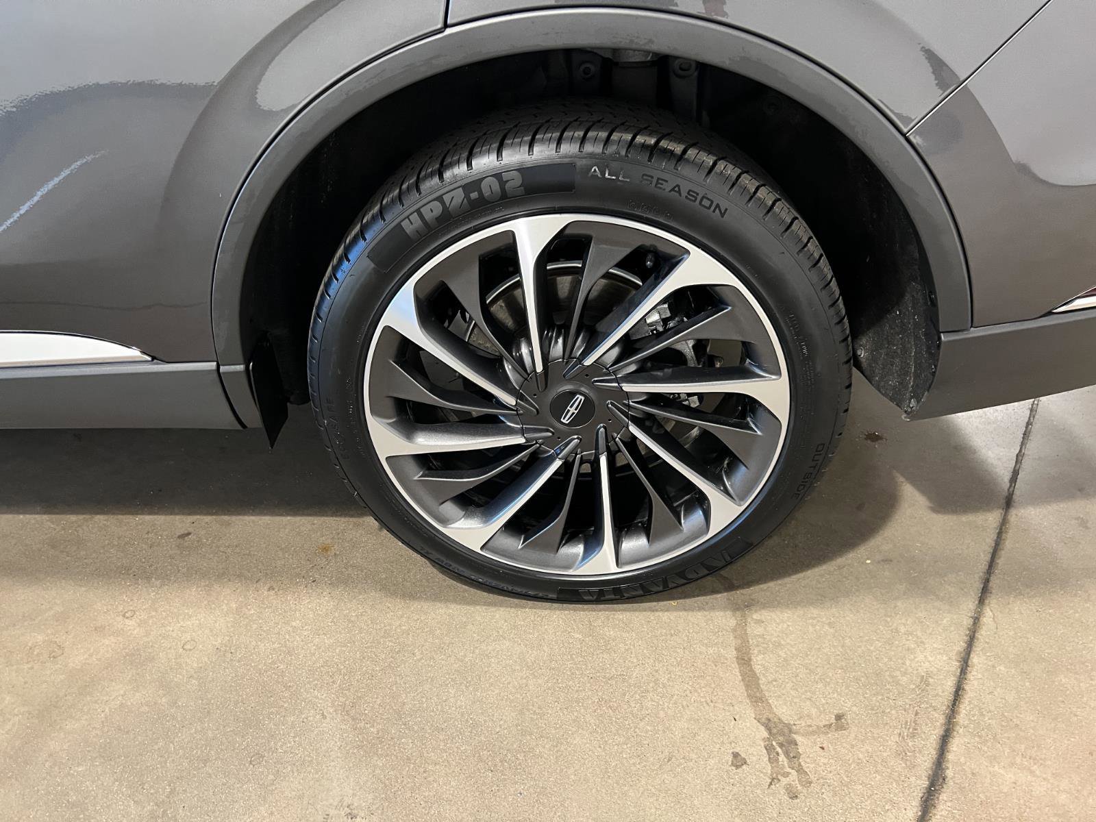 Used 2020 Lincoln Aviator Reserve w/ Equipment Group 202A image 47