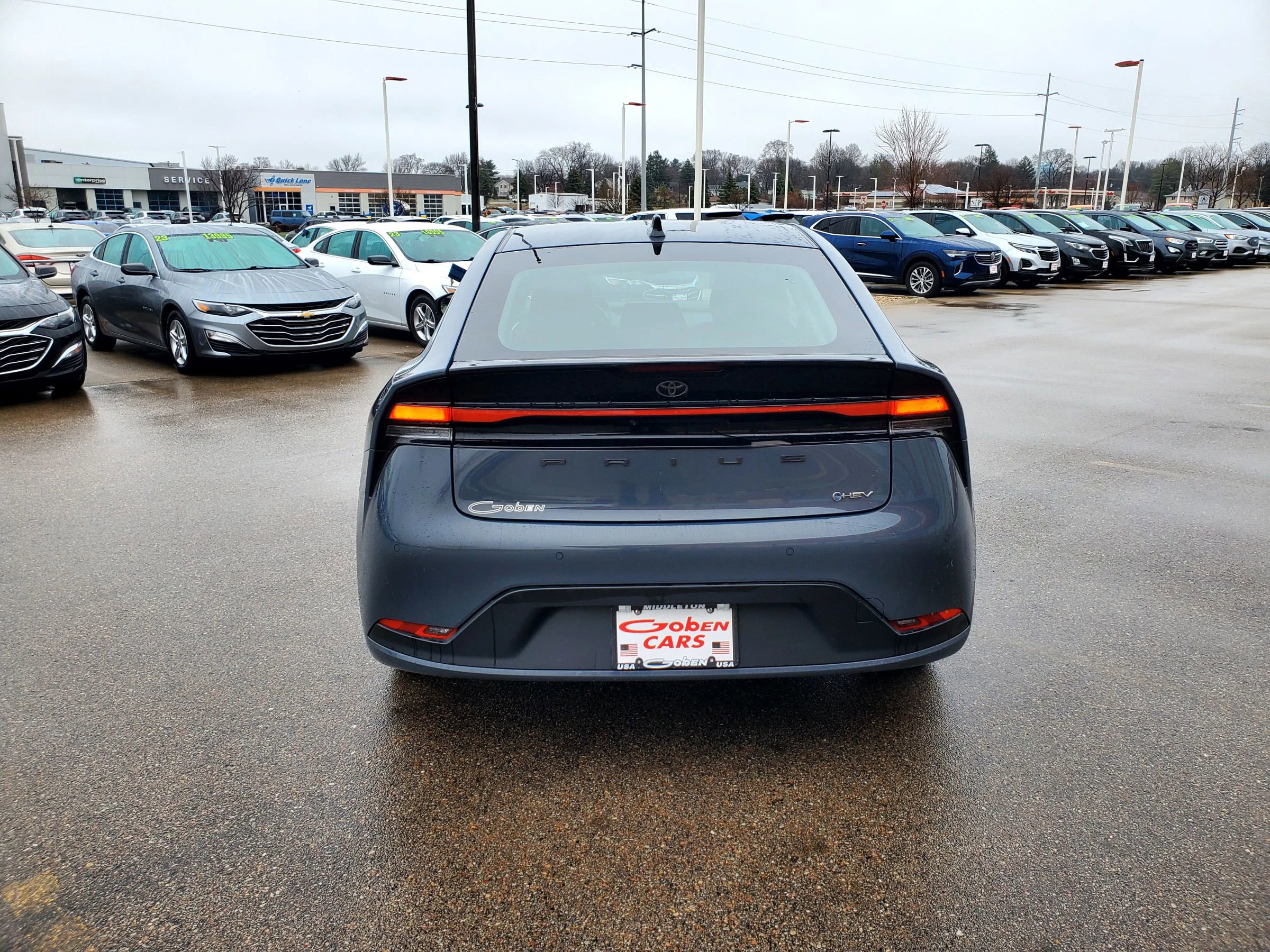 Used 2024 Toyota Prius LE FWD image 6