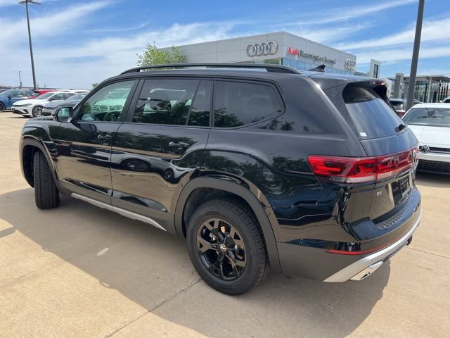 New 2026 Volkswagen Atlas Peak Edition AWD/4WD image 4