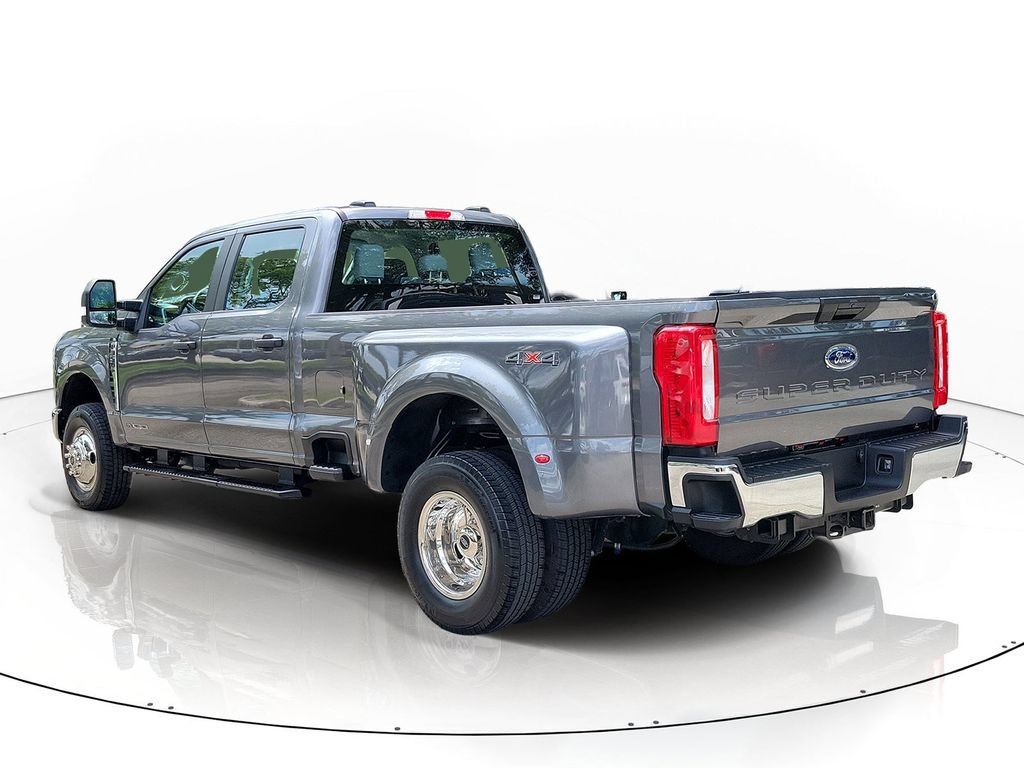 Certified 2025 Ford F350 XL w/ XL Driver Assist Package AWD/4WD image 4