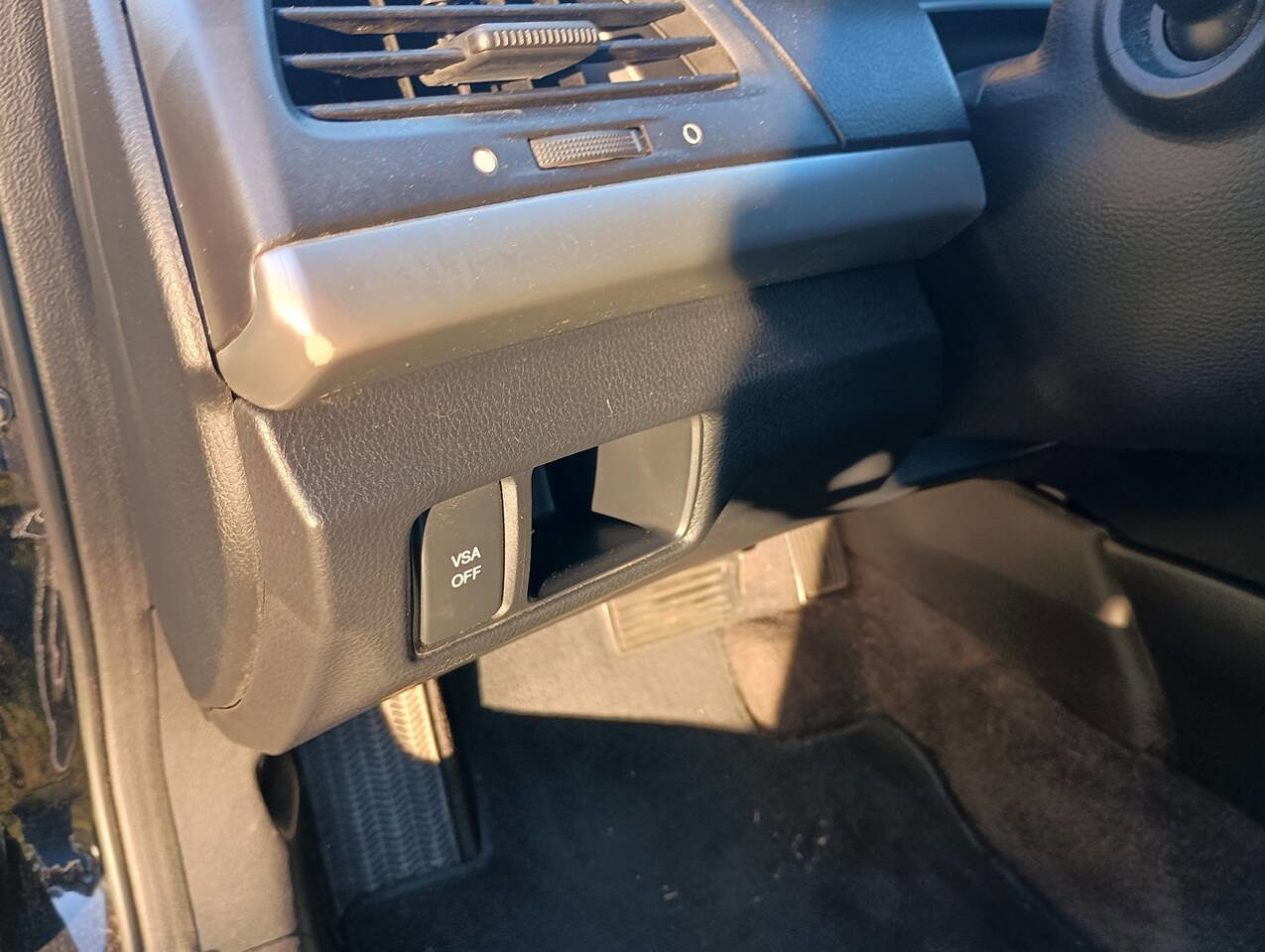 Used 2010 Honda Accord EX-L image 21