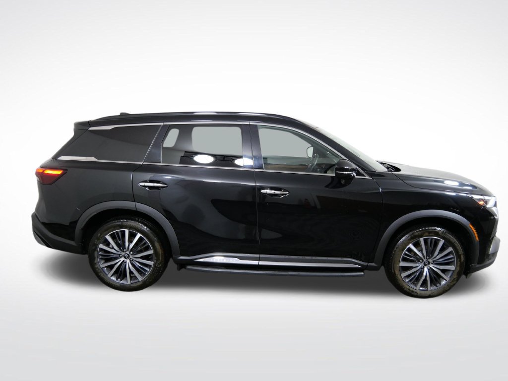 Used 2023 INFINITI QX60 Autograph AWD/4WD image 2