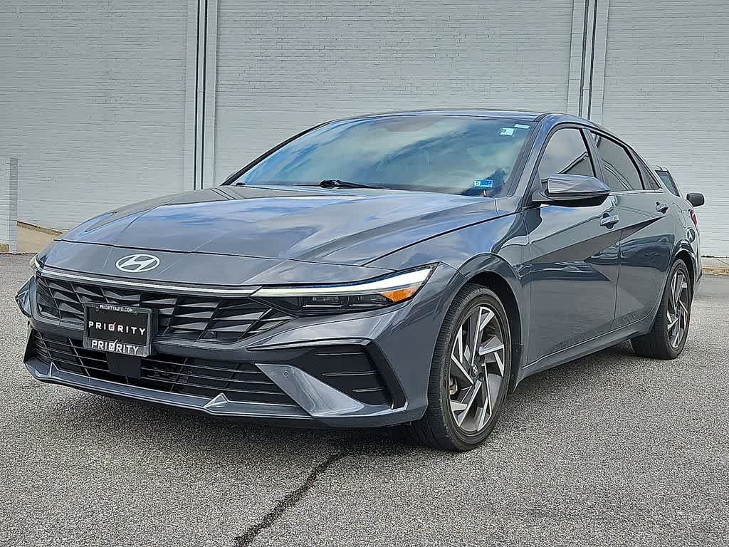 Used 2024 Hyundai Elantra Limited