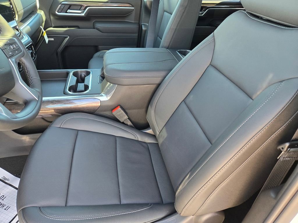 New 2026 Chevrolet Silverado 3500 LTZ w/ LTZ Plus Package image 6