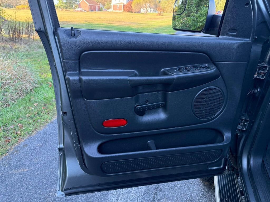 Used 2005 Dodge Ram 2500 Truck SLT image 23