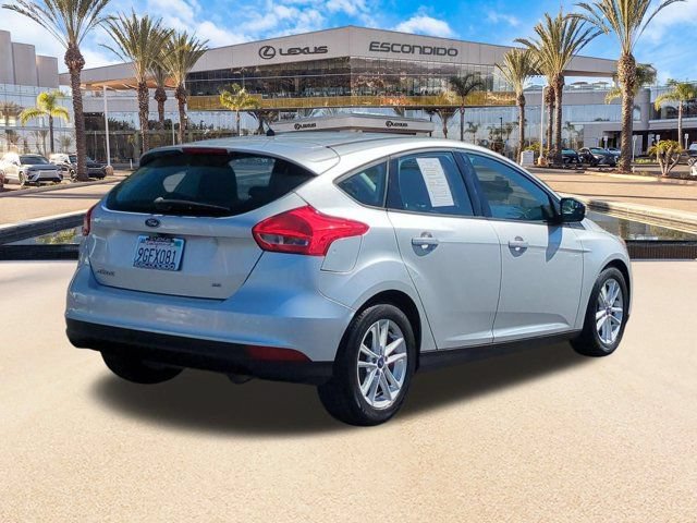 Used 2015 Ford Focus SE FWD image 5
