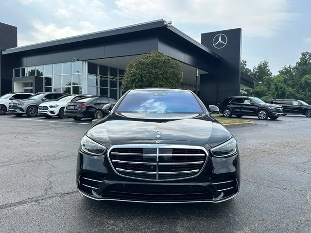 Used 2022 Mercedes-Benz S 500 4MATIC image 3