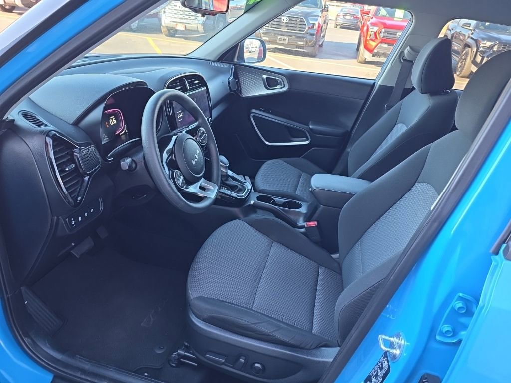 Used 2024 Kia Soul S image 13