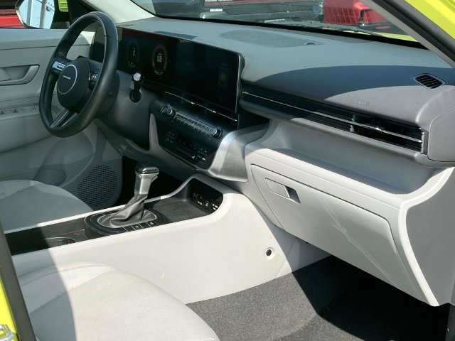 Used 2025 Hyundai Kona SEL AWD/4WD image 24