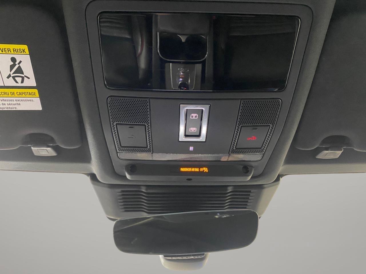Used 2023 Land Rover Discovery Sport SE R-Dynamic AWD/4WD image 18