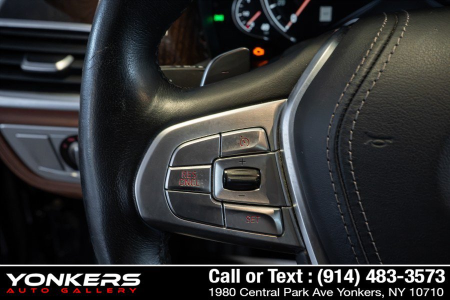 Used 2019 BMW 750i xDrive w/ Executive Package AWD/4WD image 34
