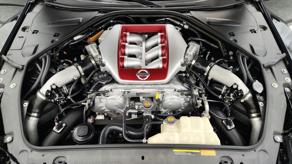 Used 2014 Nissan GT-R Black Edition AWD/4WD image 45
