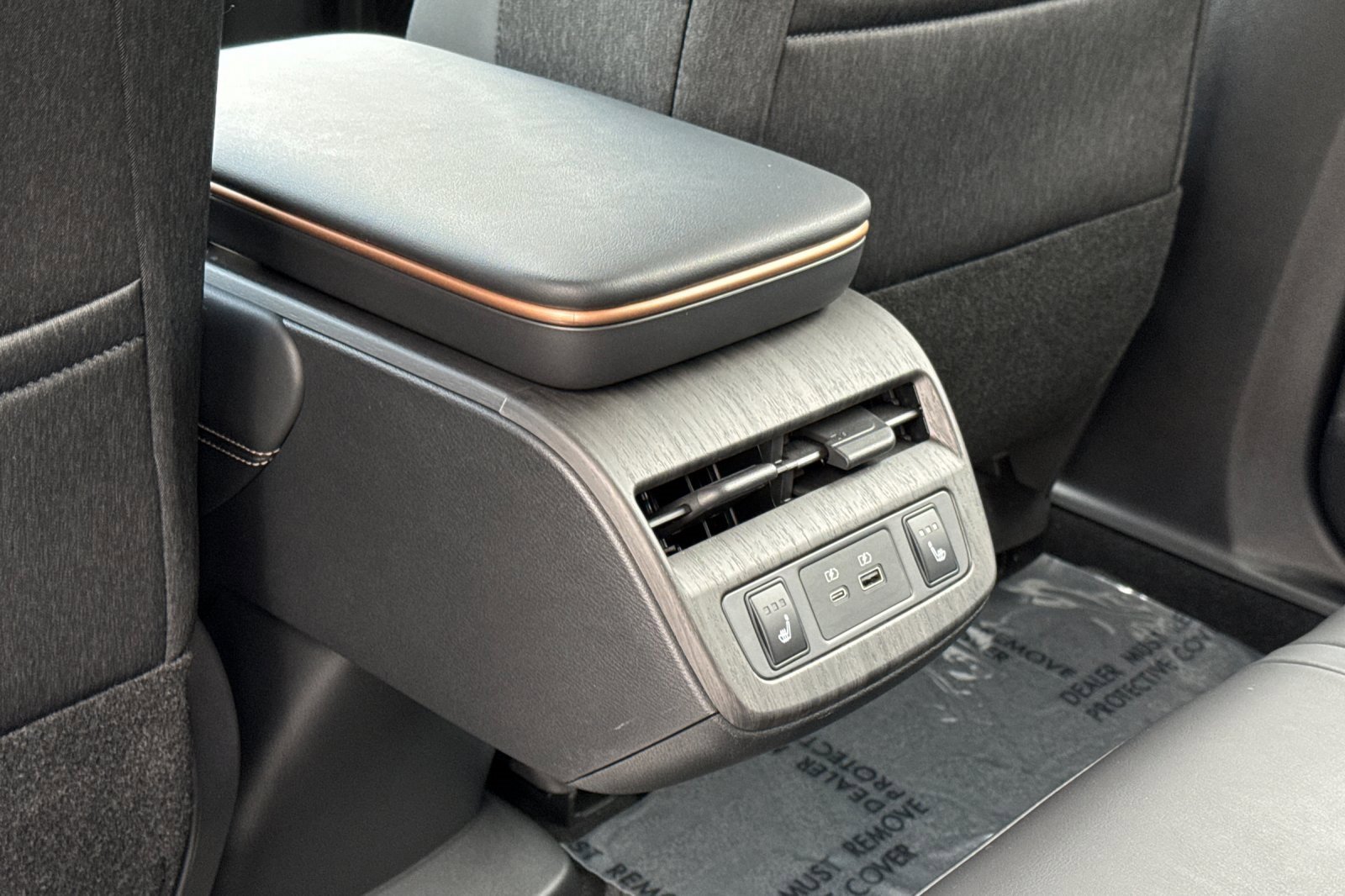 Certified 2023 Nissan Ariya ENGAGE e-4ORCE image 14