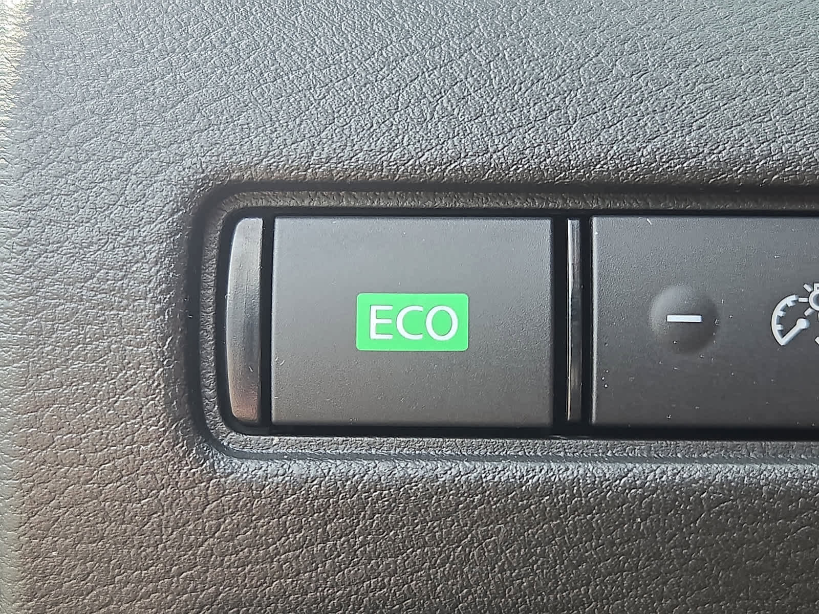 Used 2023 Nissan Sentra SV FWD image 24