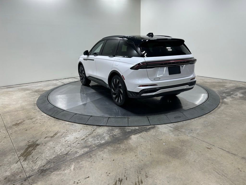 New 2026 Lincoln Nautilus Reserve w/ Jet Appearance Package image 7