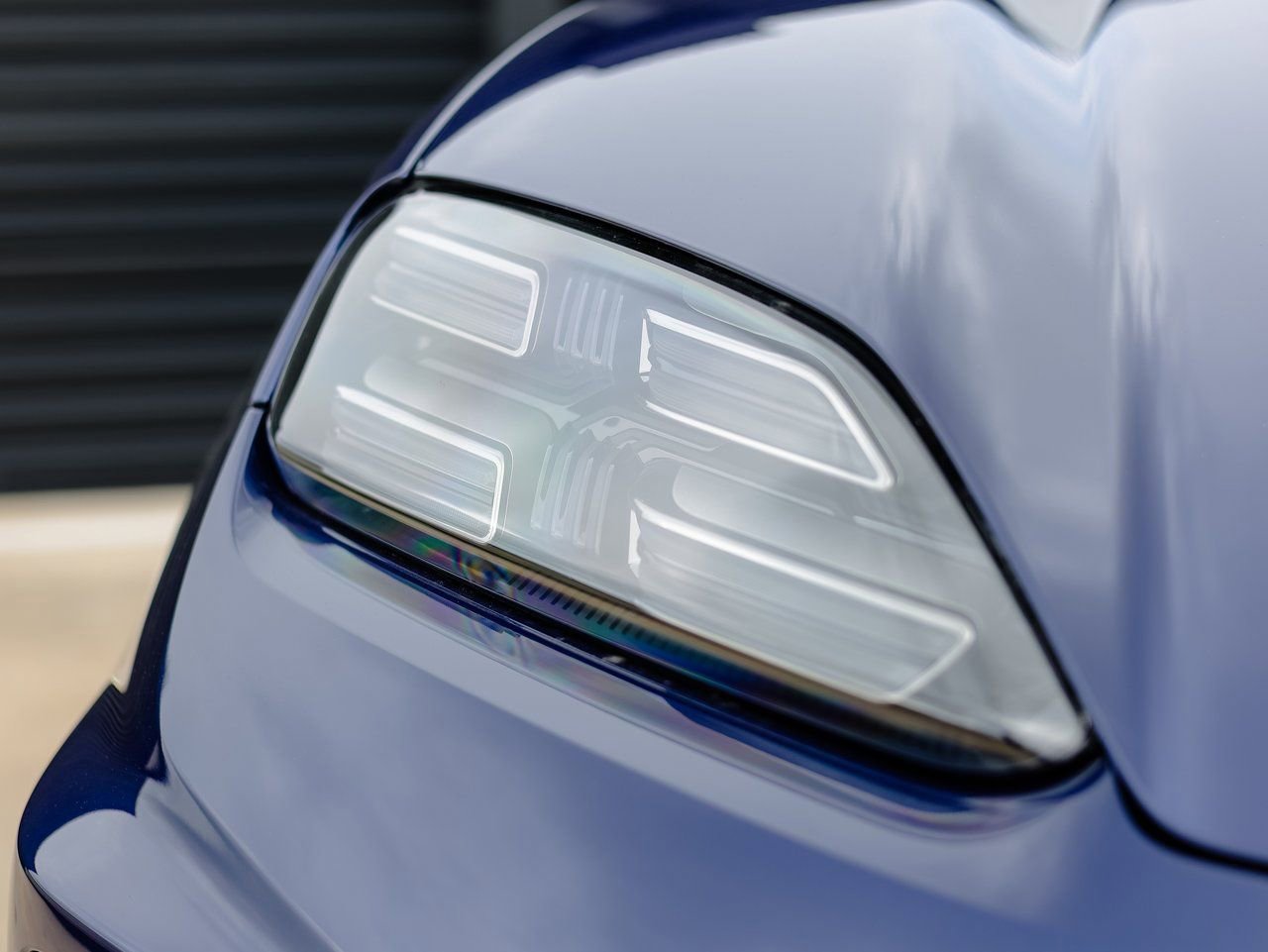 New 2025 Porsche Macan Turbo Electric image 13