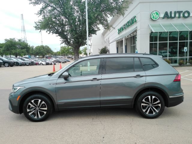 Used 2022 Volkswagen Tiguan S FWD image 15