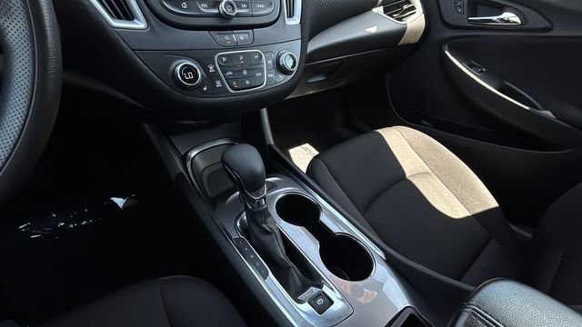 Used 2024 Chevrolet Malibu LT image 29