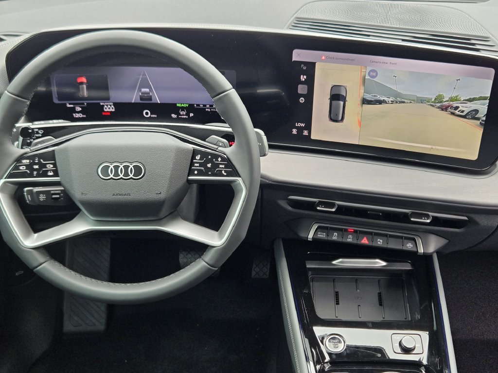 Used 2026 Audi Q3 quattro 2.0T w/ Driver Assistance Package AWD/4WD image 33