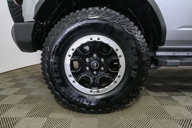 Used 2023 Ford Bronco Outer Banks w/ Sasquatch Package AWD/4WD image 13
