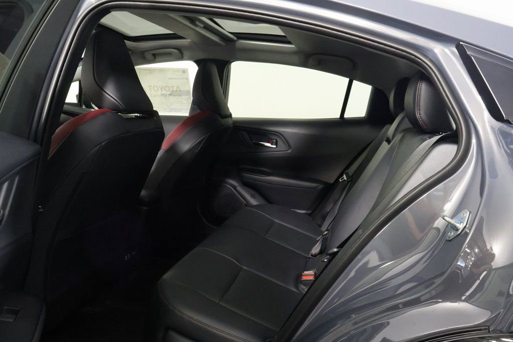 New 2026 Toyota Prius Plug-In Hybrid image 6