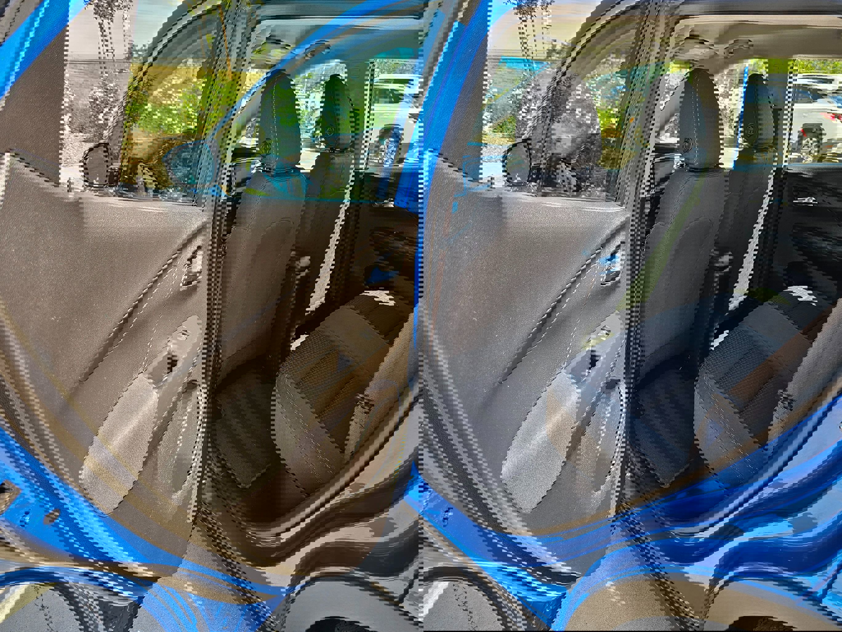 Used 2023 Chevrolet Bolt LT image 17