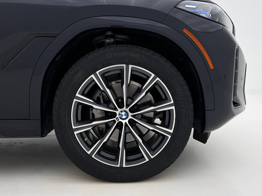 Certified 2024 BMW X6 xDrive40i w/ Premium Package AWD/4WD image 30