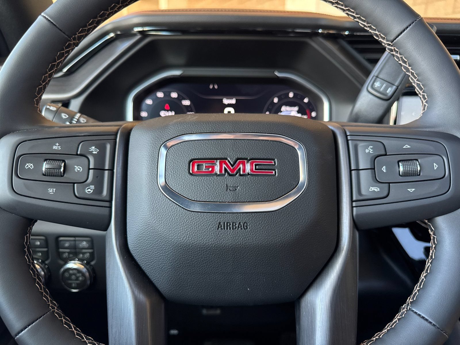 New 2026 GMC Sierra 2500 AT4 w/ AT4 Premium Plus Package AWD/4WD image 22