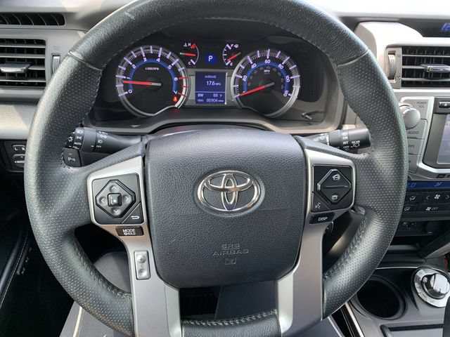 Used 2017 Toyota 4Runner Limited AWD/4WD image 19