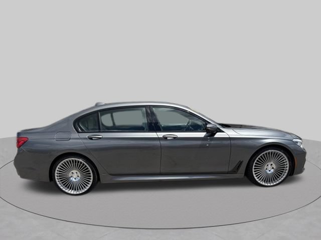 Used 2016 BMW 750i RWD image 9