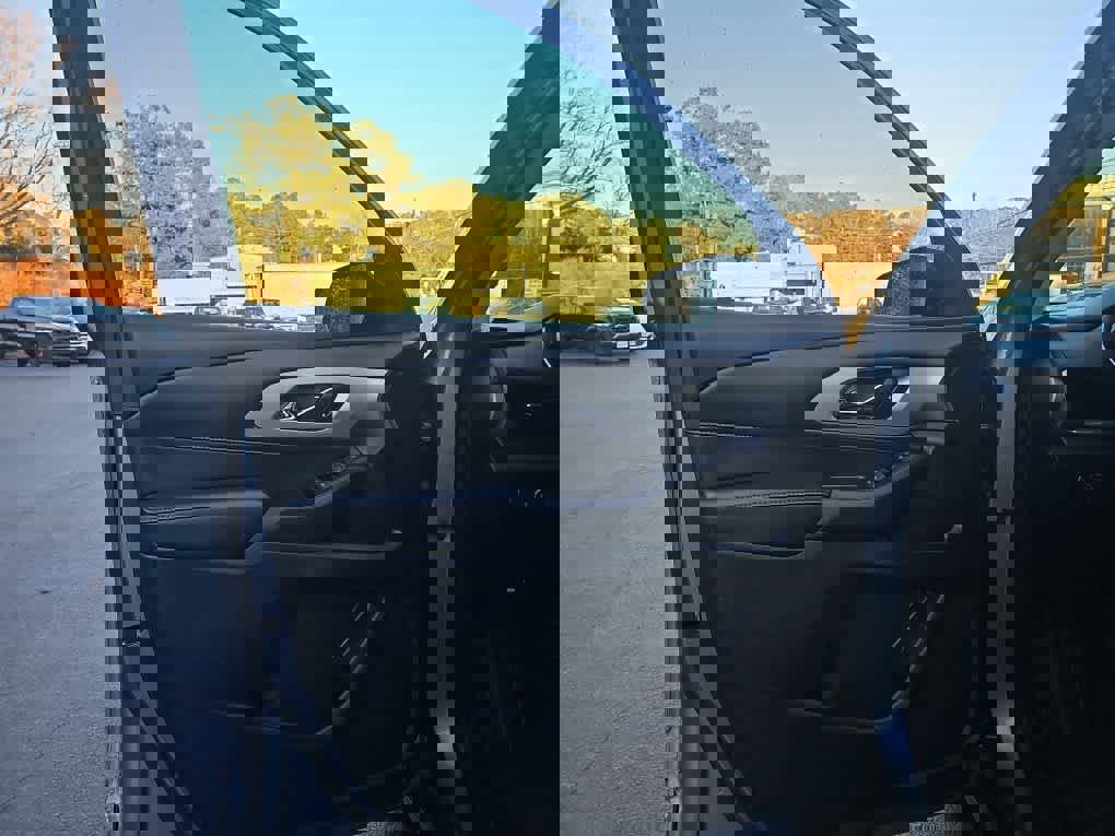 Used 2019 Chevrolet Traverse LS image 15