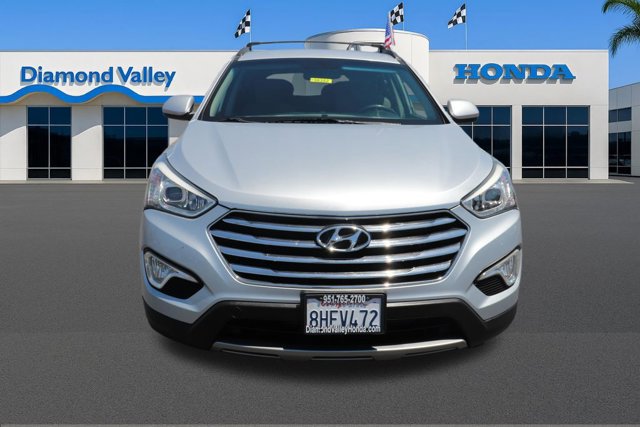 Used 2016 Hyundai Santa Fe SE FWD image 2