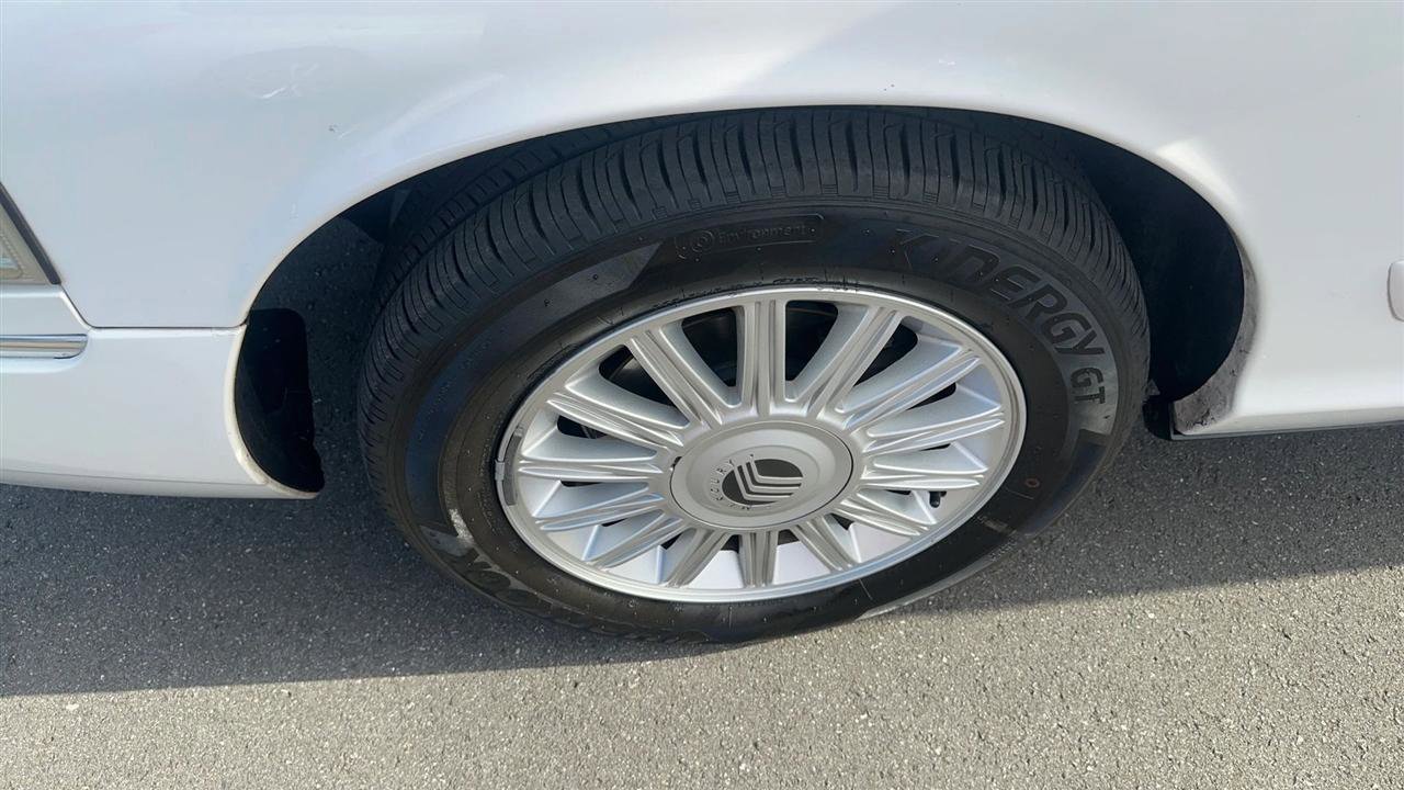 Used 2011 Mercury Grand Marquis LS image 15