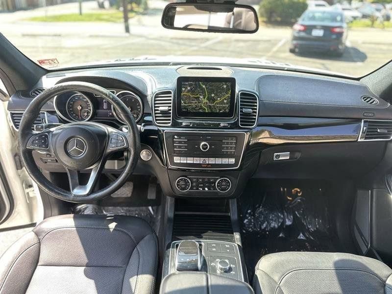 Used 2017 Mercedes-Benz GLS 550 4MATIC image 25