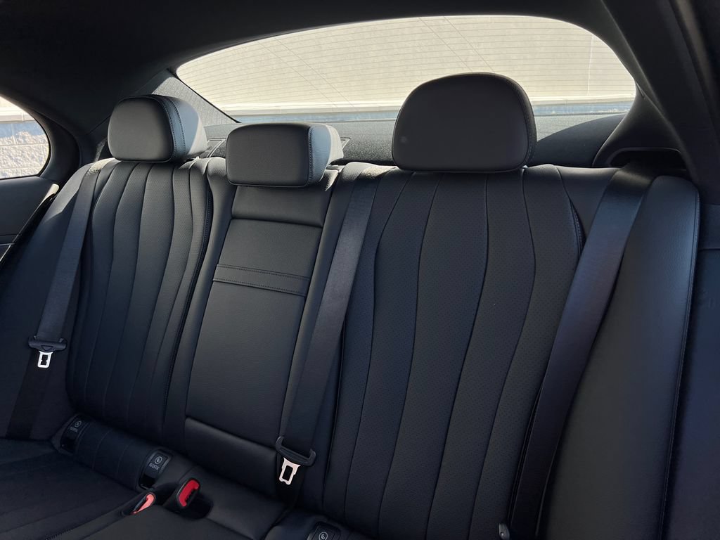 New 2027 Mercedes-Benz E 450 4MATIC Sedan image 26