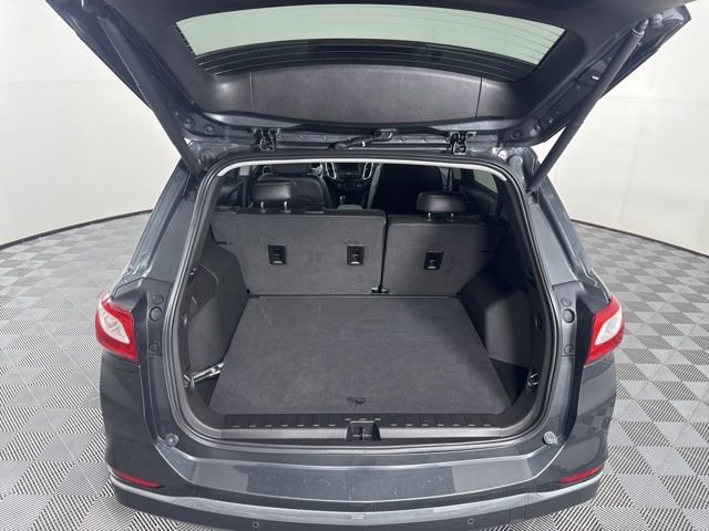 Used 2020 Chevrolet Equinox LT w/ Sport Edition image 14