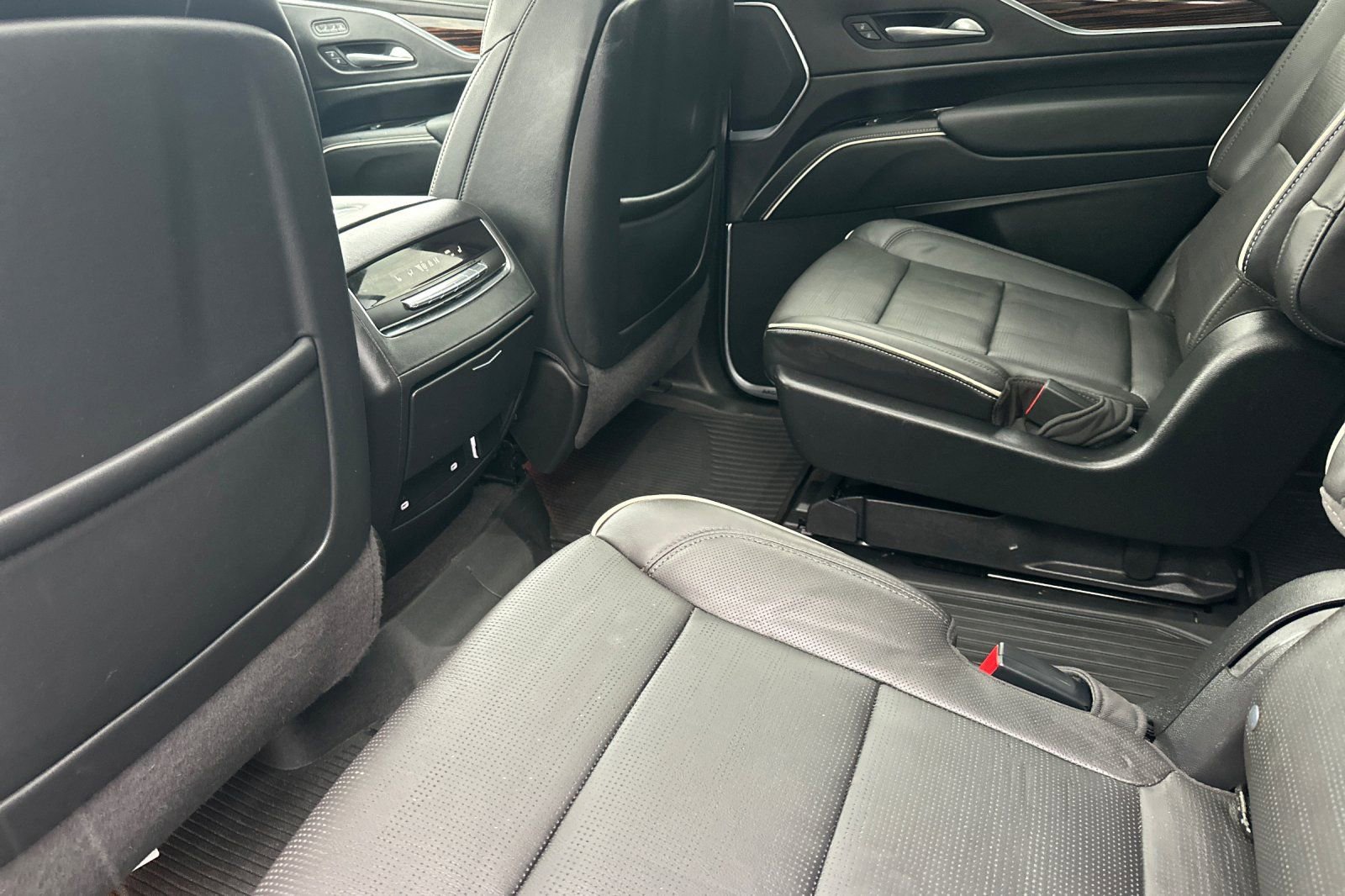 Used 2023 Cadillac Escalade Premium Luxury w/ LPO, Floor Liner Package image 9