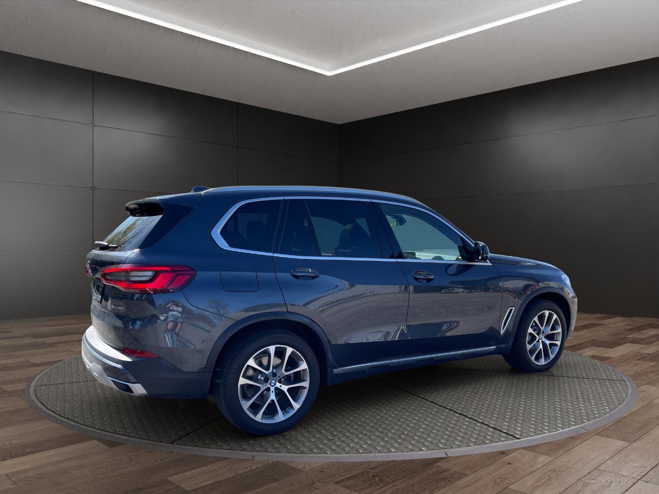 Used 2020 BMW X5 xDrive40i w/ Convenience Package AWD/4WD image 8