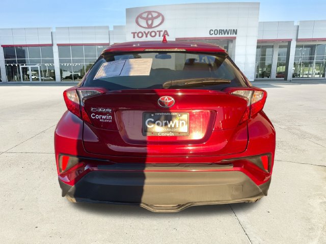 Used 2019 Toyota C-HR LE FWD image 4