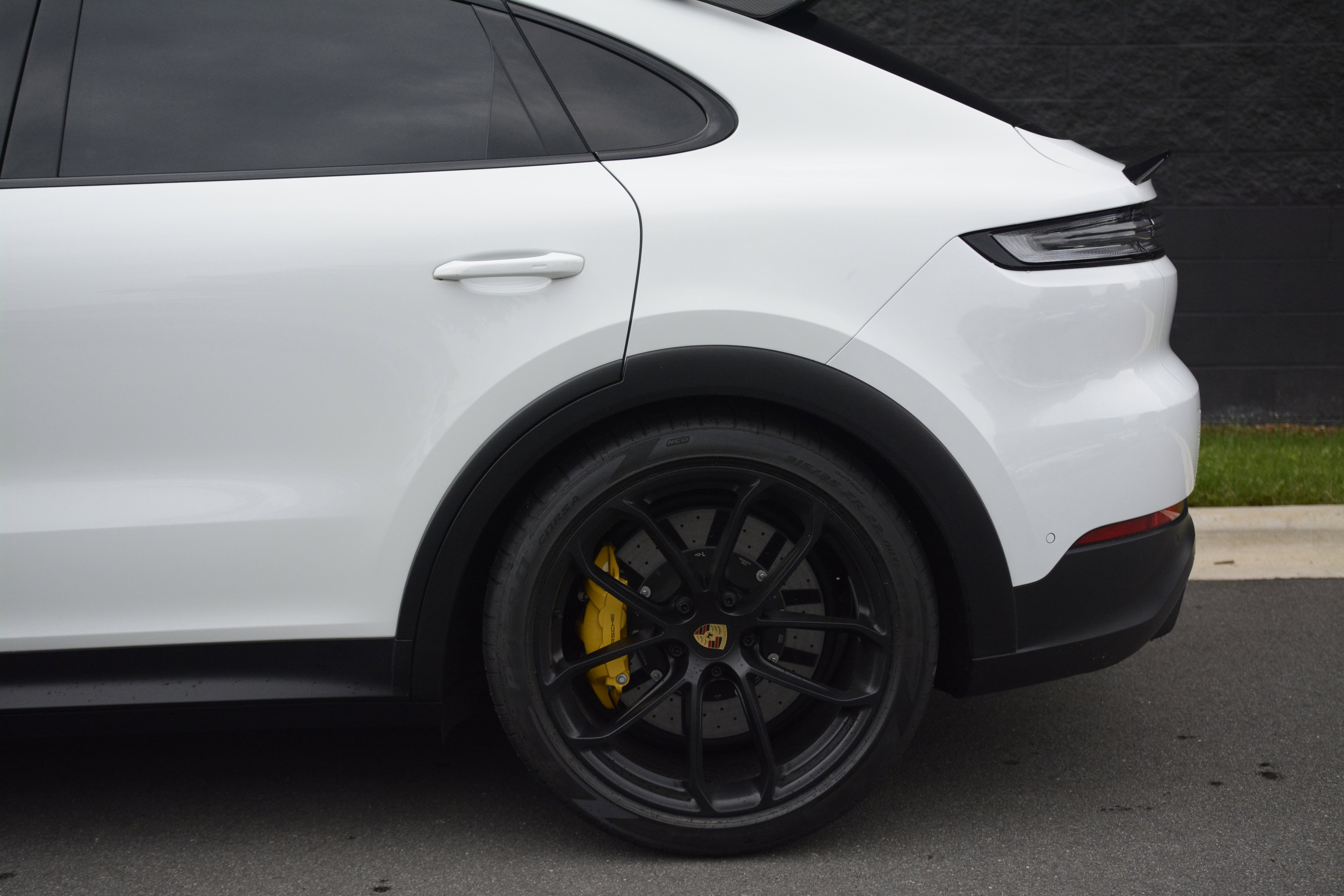 Certified 2024 Porsche Cayenne Turbo GT AWD/4WD image 41