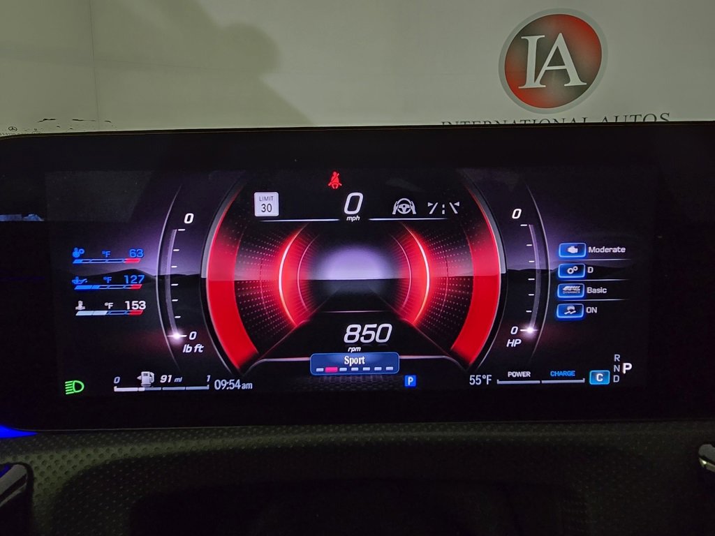 Used 2025 Mercedes-Benz CLA 35 AMG 4MATIC image 28